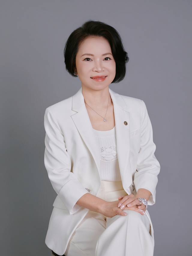 Bà Phạm Thu Hương lần đầu lên tiếng về Quỹ hơn 46.000 tỷ đồng của Vingroup, giúp đỡ hàng nghìn người VN - Ảnh 1.