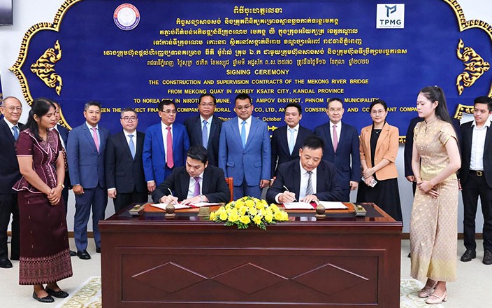 Campuchia điều chỉnh hàng loạt cột mốc trên tuyến Kênh đào Funan Techo: Tỉnh trưởng trực tiếp giám sát ảnh 2 Campuchia điều chỉnh hàng loạt cột mốc trên tuyến Kênh đào Funan Techo: Tỉnh trưởng trực tiếp giám sát - Ảnh 2.