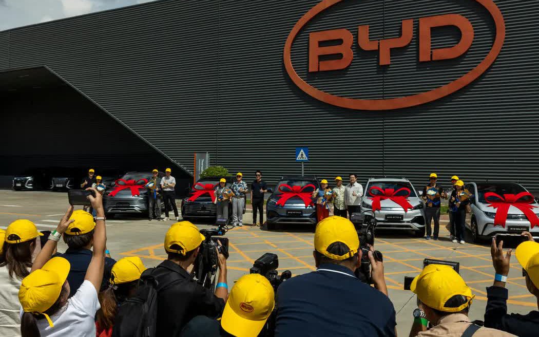 Canh bạc táo bạo: Thành phố 300 năm tuổi đặt cược vào Trung Quốc nhưng điều phía sau mới đáng lo ngại ảnh 2 Canh bạc táo bạo: Thành phố 300 năm tuổi đặt cược vào Trung Quốc nhưng điều phía sau mới đáng lo ngại - Ảnh 2.
