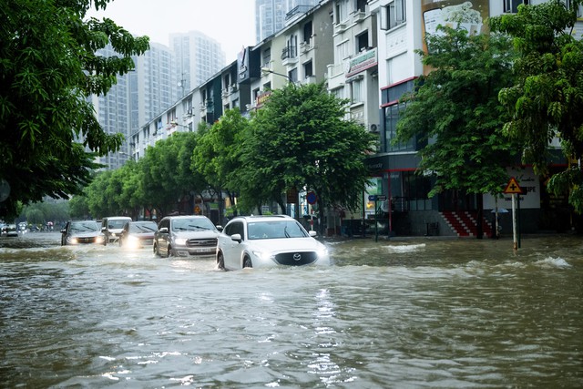 Ngày mai, miền Bắc sẽ xuất hiện mưa rào - Ảnh 1.