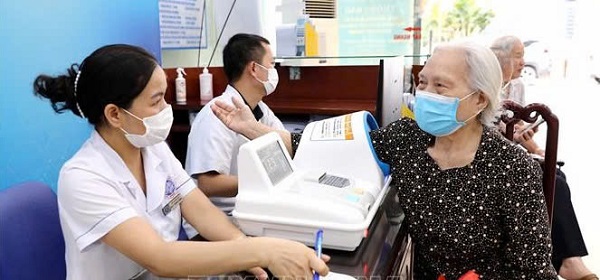 Tất cả người dân có thẻ Bảo hiểm y tế chú ý thông báo từ BHXH Việt Nam - Ảnh 2.