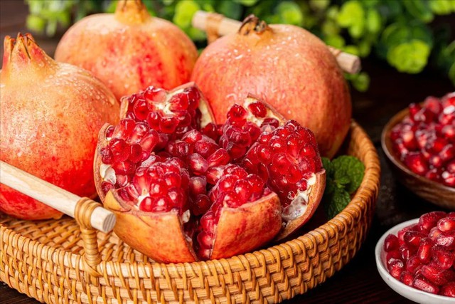 Giải pháp cho tất cả những người thích ăn lựu nhưng ngại tách hạt - Ảnh 1.