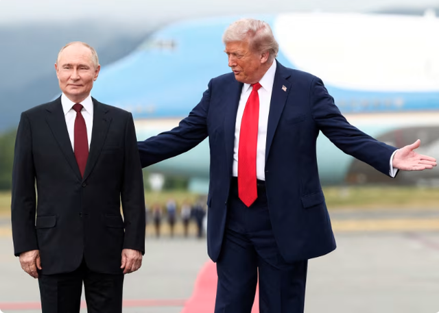 TT Trump mở đường cho dầu Nga, ông Zelensky lo Moscow có thêm tiền đánh trận: Người Ukraine giận dữ - Ảnh 2.