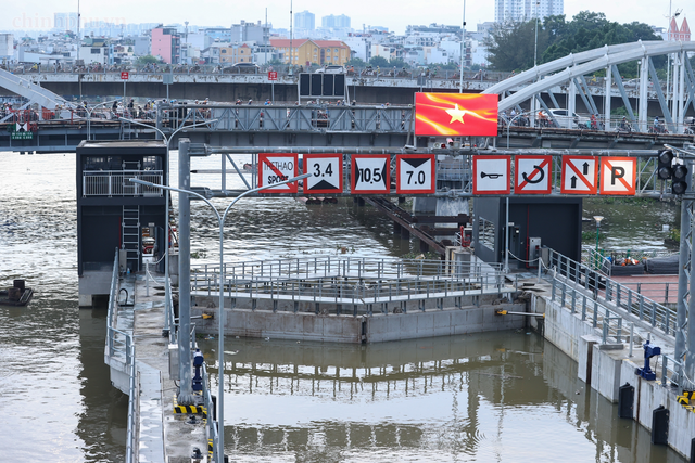 Huy động 1.500 người, TP giàu nhất VN có dự án chống ngập 10.000 tỷ đồng, Thủ tướng trực tiếp kiểm tra - Ảnh 2.
