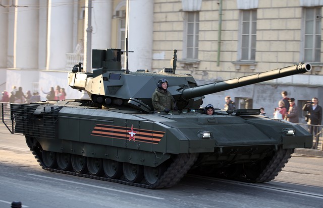 T-14 "Armata" chẳng hề mất tích như người ta vẫn nghĩ, chúng đang tàng hình ngắm bắn Ukraine từ xa - Ảnh 1.