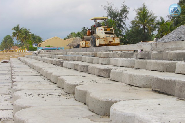 Mục kích công trình "phòng thủ bờ biển Hội An" 214 tỷ đồng ở Việt Nam: Dài 1.950m, tại bãi biển đẹp bậc nhất TG - Ảnh 5.