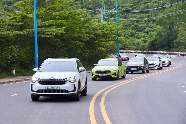 Chạy ròng rã 400km xe châu Âu giá hơn 500 triệu, người lái: Đèo Phượng Hoàng làm lộ rõ mọi ưu nhược điểm - Ảnh 4.