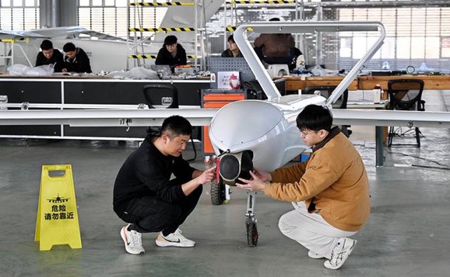 Chuyên gia Nga: Thế giới không có một hệ thống phòng không nào hạ được "lực lượng bất bại" này của Trung Quốc - Ảnh 3.