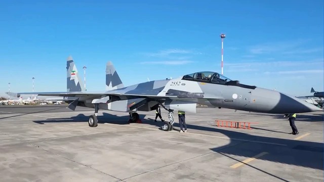 Tín hiệu mừng cho Nga khi bán "12 tiêm kích Su-35, 4 hệ thống S-400" cho một quốc gia ít ai nghĩ tới - Ảnh 1.