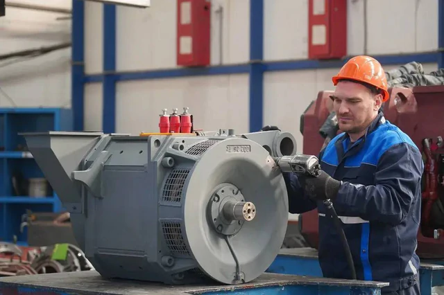 Nga tung "siêu phẩm" chạy bằng hydro đầu tiên trong lịch sử, có thể rung chuyển ngành vận tải nước này - Ảnh 1.