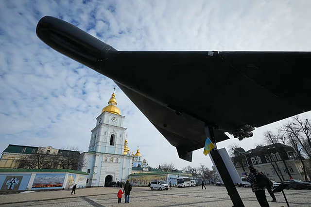 Cắt xuyên cầu “ngọt như dao”, vũ khí kỳ diệu của Nga đang gây xôn xao: Ukraine chưa từng thấy điều này trước đây - Ảnh 2.