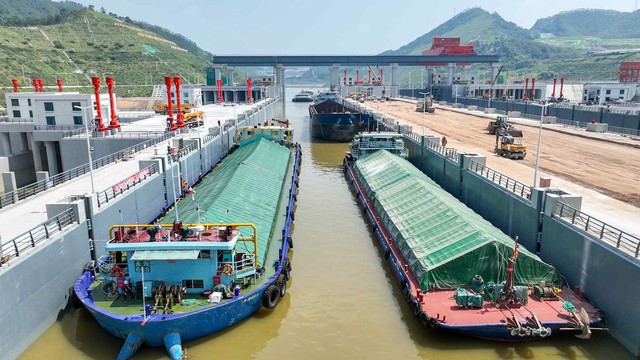 Từ quốc gia không có đường bờ biển đến quốc gia có đường bờ biển kết nối: Tuyến đường thủy mới của Trung Quốc có thể mở ra thêm nhiều tuyến đường thương mại cho Lào như thế nào? - Ảnh 2.