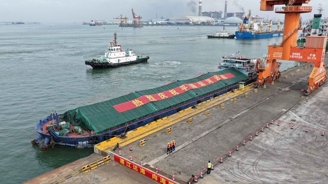 Kênh đào tỷ USD của Trung Quốc vừa mở, hàng Việt Nam trở thành “phép thử”: Hành trình có thể rút 400 km - Ảnh 1.