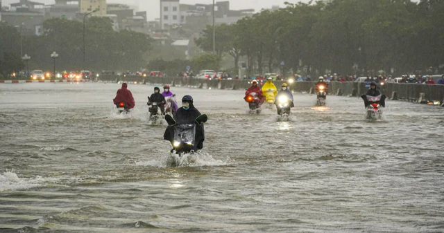 Hà Nội sắp có mưa to - Ảnh 1.