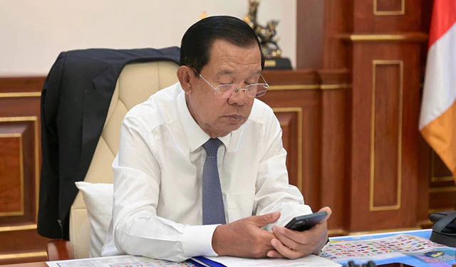 Ông Hun Sen nhớ lại vụ tấn công tên lửa B-40 năm 1998 - Ảnh 1.