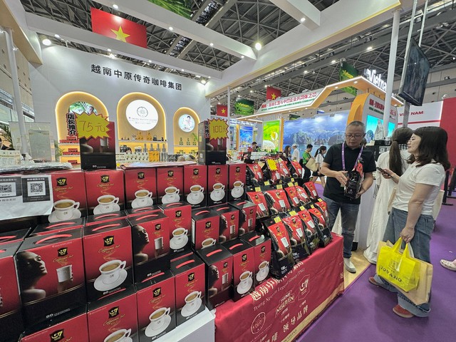 Các doanh nghiệp ASEAN kỳ vọng Kênh Bình Lục sẽ mở ra thị trường Trung Quốc, nhưng cũng lo ngại làn sóng hàng nhập khẩu - Ảnh 2.