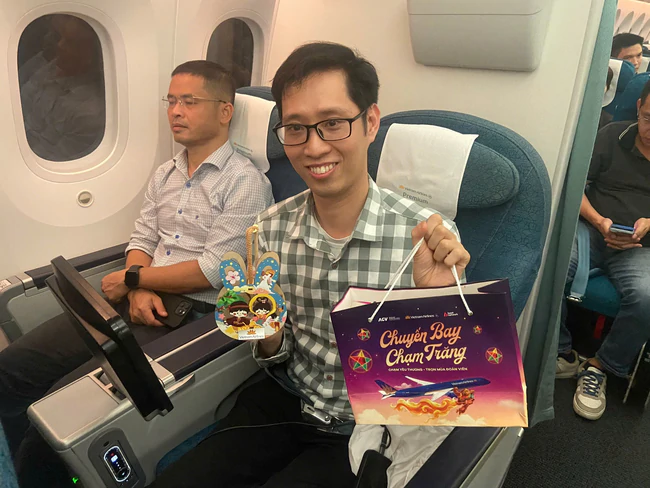 Việt Nam vừa xuất hiện 1 chuyến bay đặc biệt, tất cả hành khách đều được tặng quà ở độ cao trên 10.000 m - Ảnh 7.