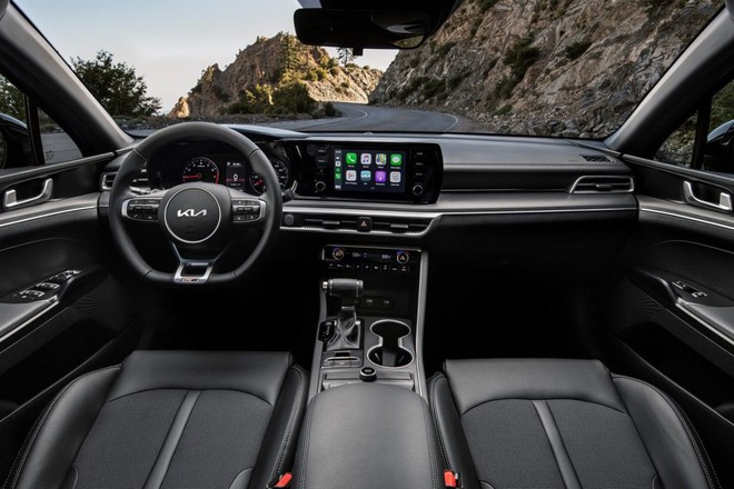 Mẫu xe lớn hơn Camry, rẻ hơn cả Civic vẫn có ưu đãi giảm giá - Ảnh 2.