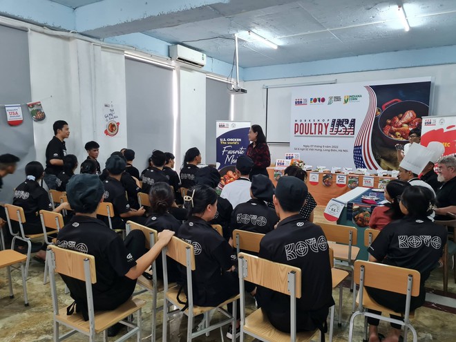 Founder KOTO Jimmy Phạm chia sẻ về hành trình vượt khó và tư duy tự lập cho người trẻ - Ảnh 4.