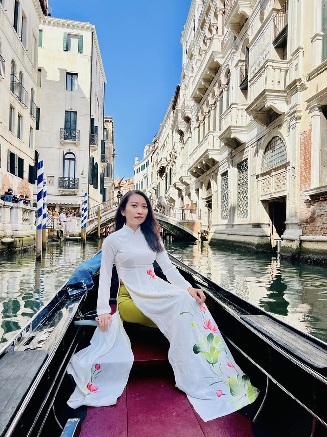 Người mẫu mặc hanbok chụp ảnh trước Ngọ Môn gây tranh cãi: Du khách cần lưu ý gì khi tham quan di tích trong và ngoài nước? - Ảnh 5.